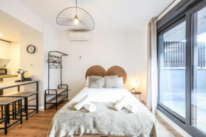 Elegant Studio with Private Terrace by RentitUP